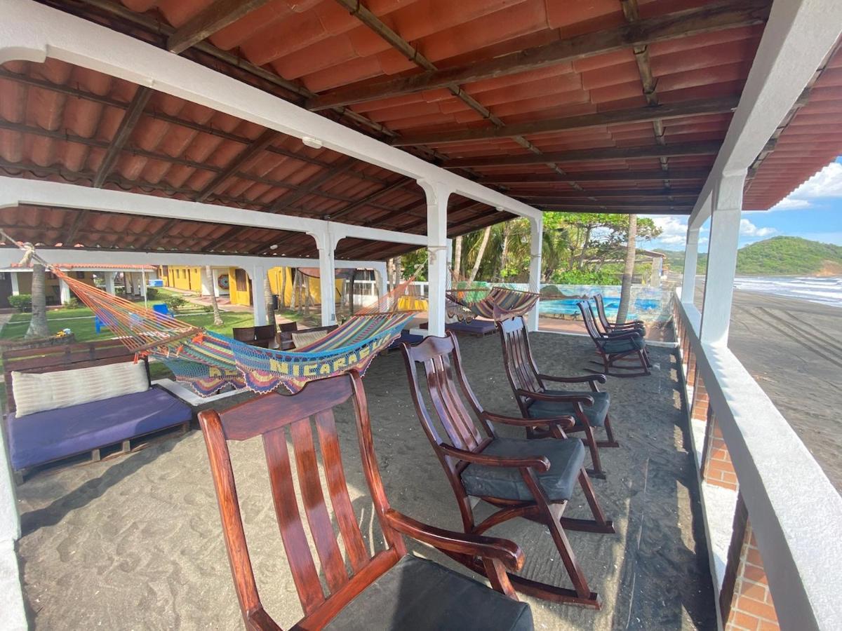 Solid Surf Camp Hostel Nicaragua Transito Exterior photo